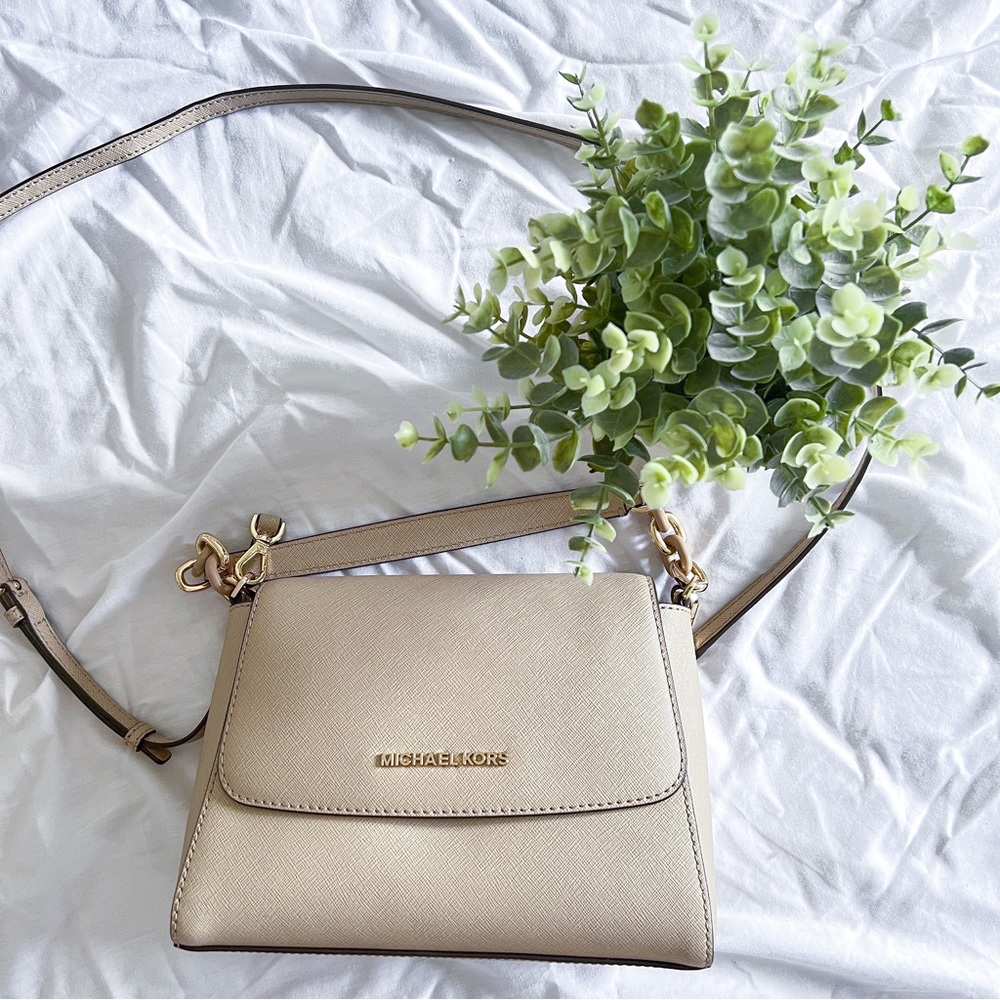 MICHAEL MICHAEL KORS Beige Small Flap Shoulder Bag